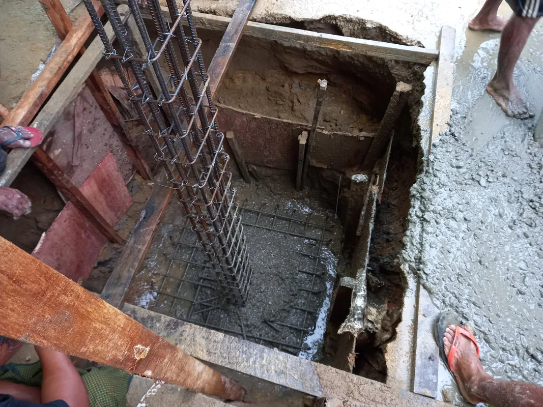 Steel reinforcement cage in a foundation pit