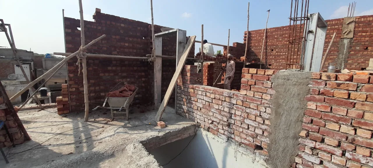 Unfinished brick structure and building materials